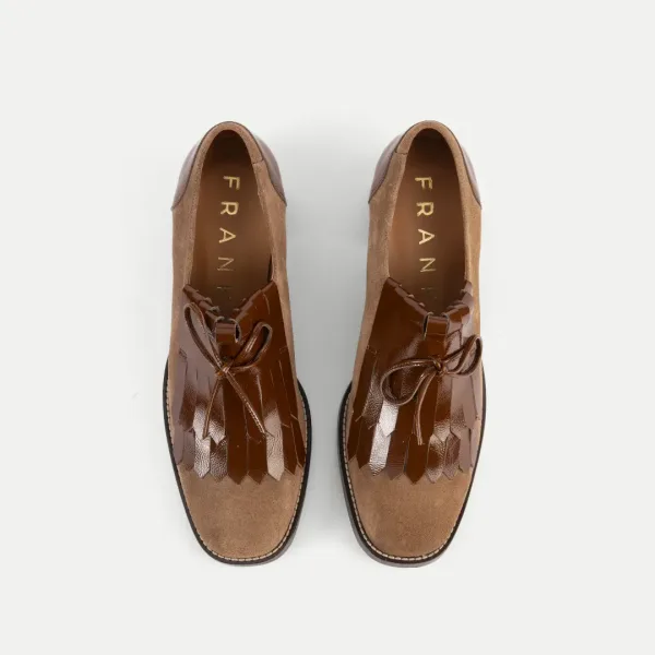 Zapato marrón 5323